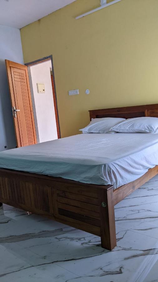 Dilkush Munroe Homestay 科兰 外观 照片