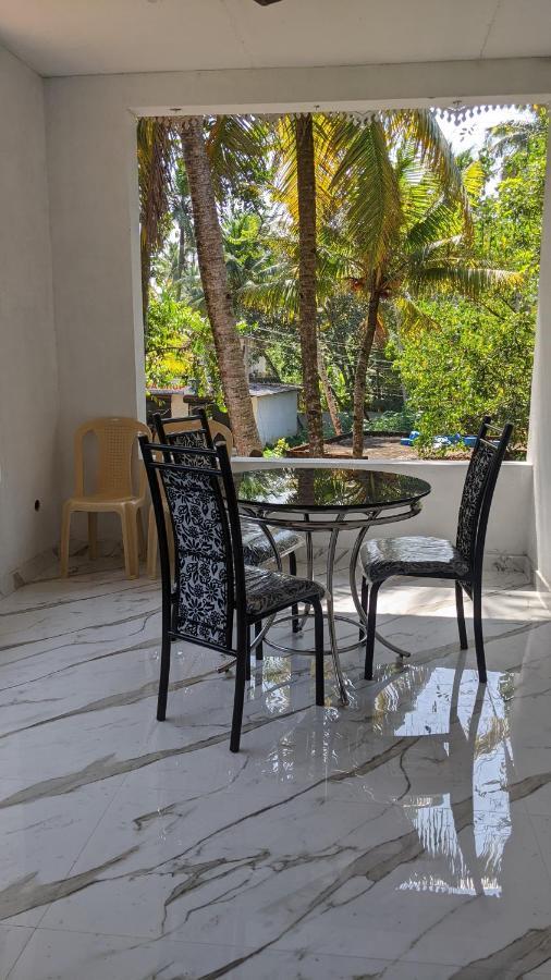 Dilkush Munroe Homestay 科兰 外观 照片
